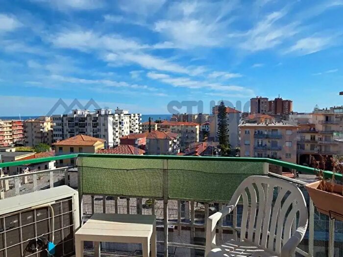Appartamento bilocale in vendita in Via Aurelia Levante, Taggia