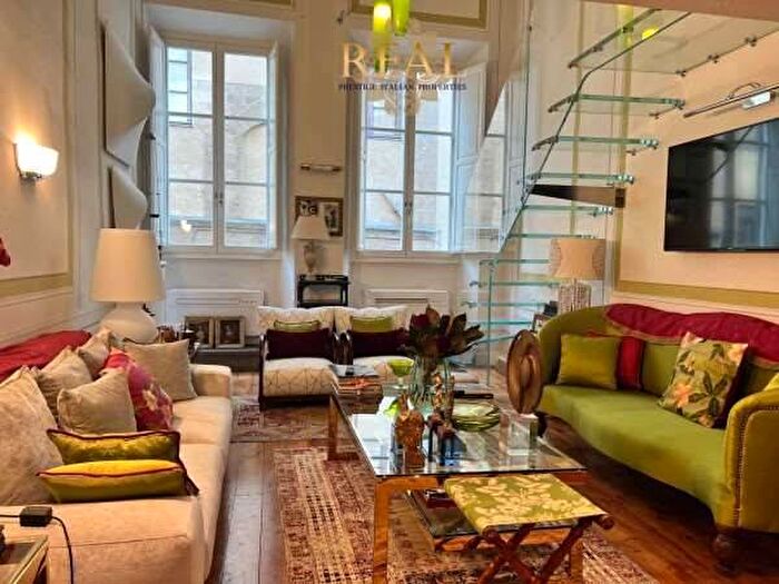 Appartamento trilocale in affitto in piazza pitti, Ponte Vecchio Pitti, Firenze