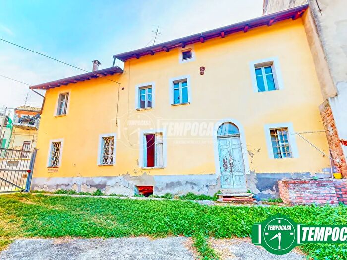 Casa quadrilocale in vendita in Lu e Cuccaro Monferrato