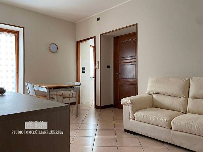 Appartamento trilocale in affitto in Centro, Saluzzo