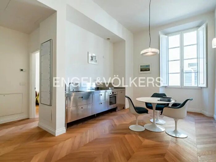 Appartamento bilocale in vendita in Via dei Servi, Firenze