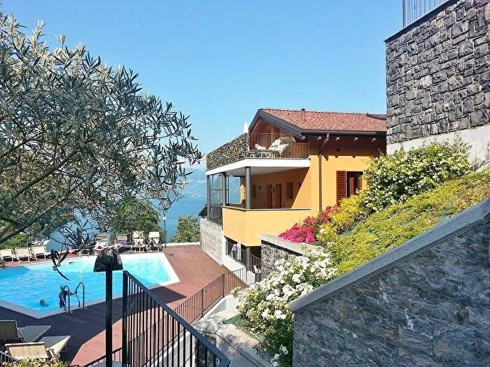 Appartamento bilocale in vendita in Via Pizzo Gordona Argegno, Argegno