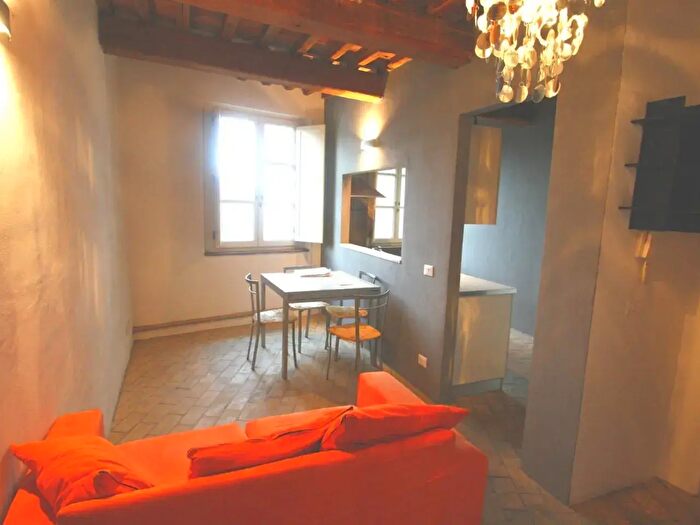 Appartamento bilocale in affitto in Lucca