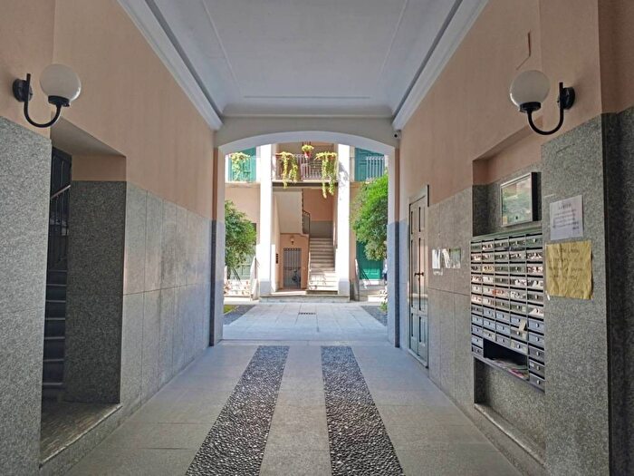 Appartamento bilocale in affitto in Via Vigevano, Navigli Darsena, Milano
