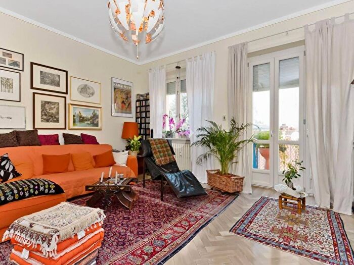 Appartamento quadrilocale in vendita in Via Asti, Gran Madre Crimea, Torino