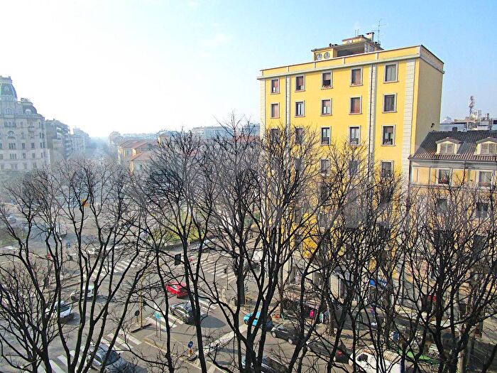 Appartamento bilocale in affitto in Via Michelangelo Buonarroti, Amendola Buonarroti, Milano