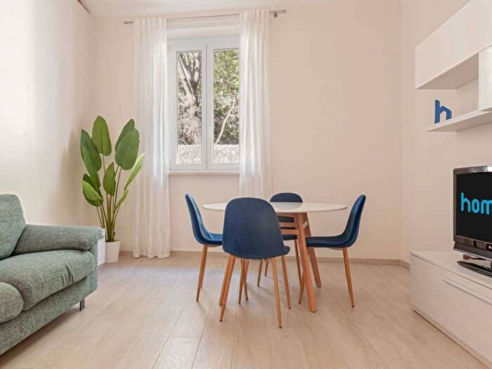 Appartamento trilocale in affitto in Via Francesco Mimbelli, Accademia Terrazza Mascagni, Livorno