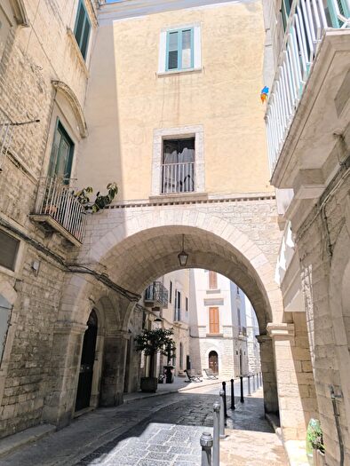 Appartamento bilocale in vendita in Via Ognissanti, Trani