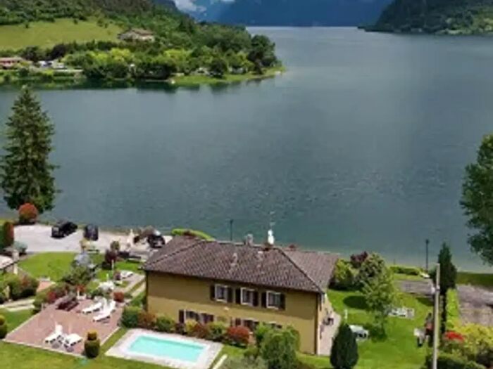 Casa con 6 locali in vendita in Via Coren, Idro