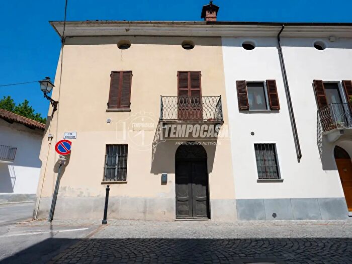 Casa trilocale in vendita in Via XX Settembre, Bene Vagienna