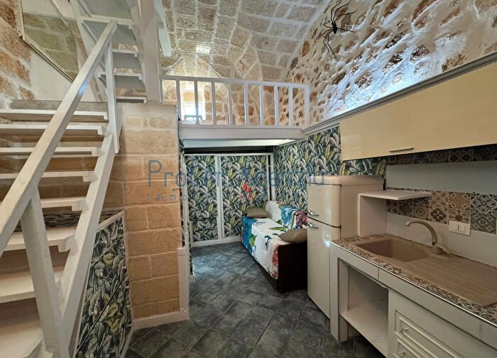 Casa monolocale in vendita in Carovigno