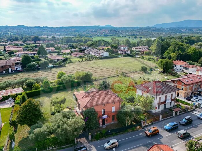 Casa trilocale in vendita in Via Roma, Manerba Del Garda