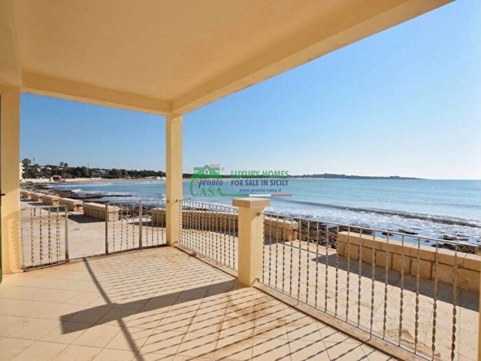 Casa con 6 locali in affitto in via miramare, Sampieri, Scicli