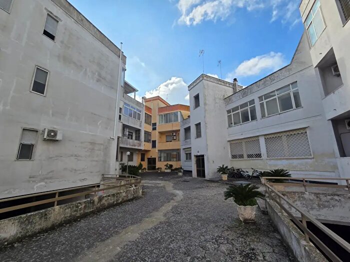 Appartamento trilocale in vendita in Via Campania, San Cesario Di Lecce