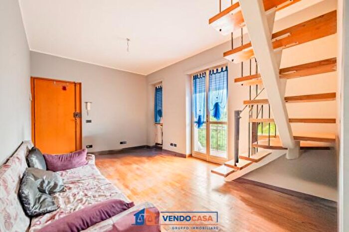 Case in Vendita e in Affitto - 2