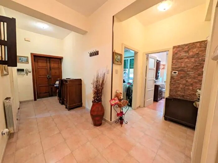 Appartamento con 5 locali in vendita in Via Trieste, Barcellona Pozzo Di Gotto