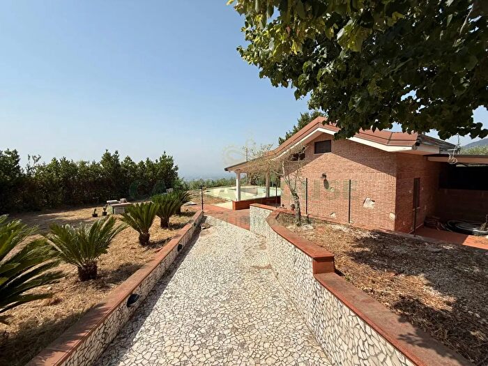 Casa monolocale in vendita in Via Vicinale Matierno, Roccarainola