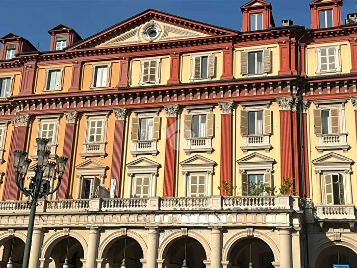 Appartamento monolocale in vendita in Piazza Statuto, Torino