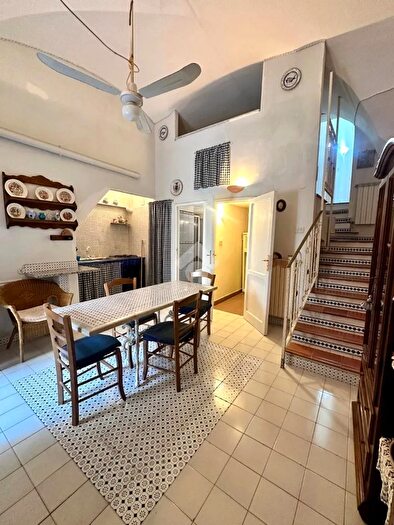 Appartamento quadrilocale in vendita in Via dellIndipendenza Salita a Cast, Gaeta