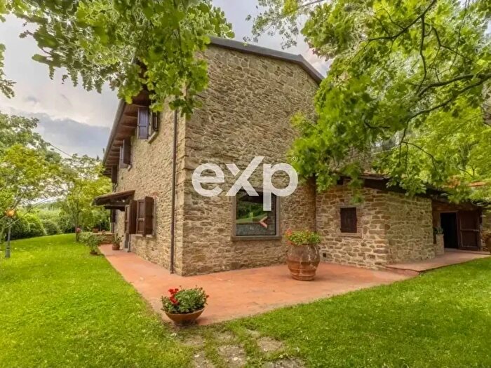 Casa in vendita in Località La Pialla, Arezzo