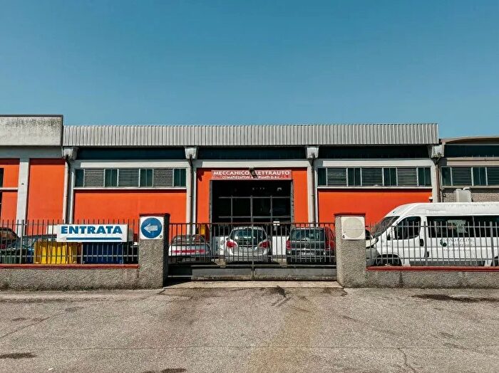 Casa monolocale in vendita in Mantova