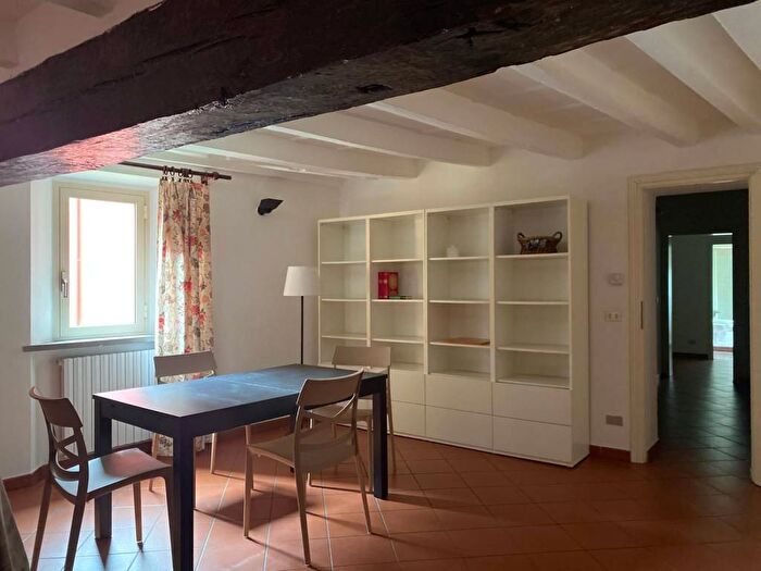 Appartamento trilocale in affitto in Vicolo Stradellaccio, Saragozza dentro le Mura, Bologna