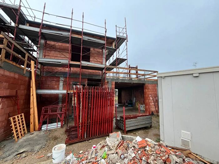 Casa trilocale in vendita in Via Zecca, Pandino