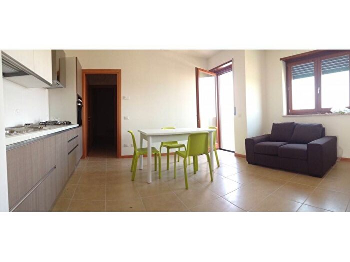 Appartamento bilocale in affitto in Via I Maggio, Zevio Santa Maria, Zevio