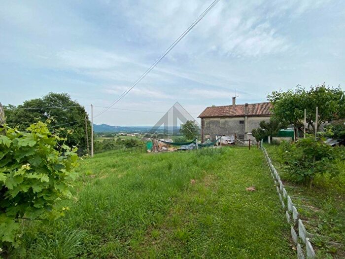 Casa in vendita in Pieve del Grappa