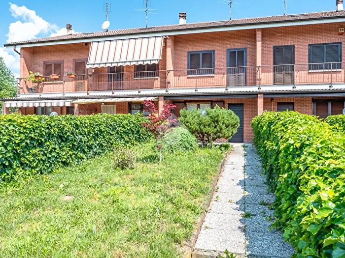 Casa con 5 locali in vendita in Via Musine, San Gillio