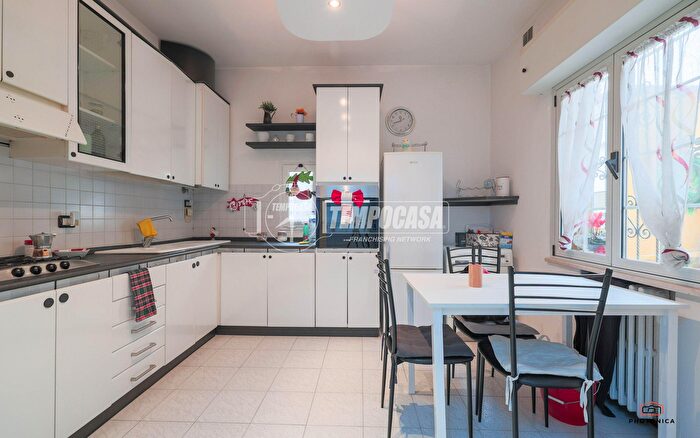 Appartamento trilocale in vendita in Viale Lazio, Riccione