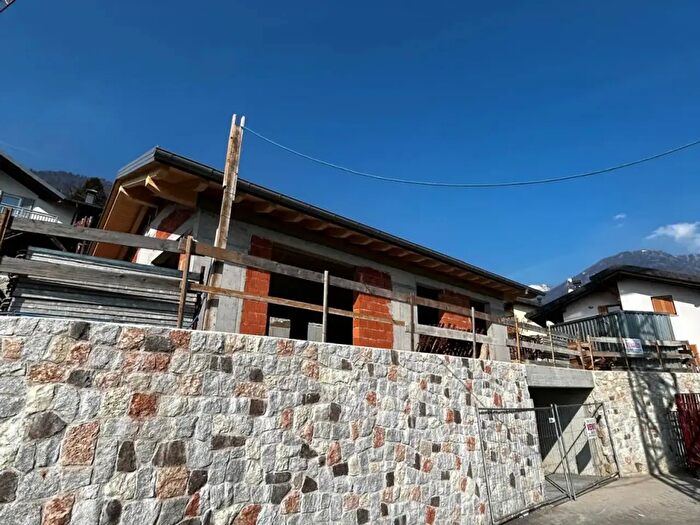 Casa con 5 locali in vendita in Località Viapiana, Telve