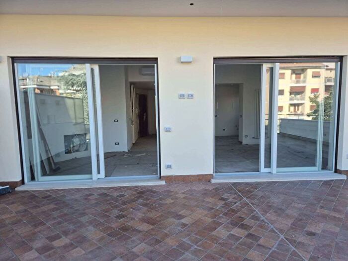 Casa quadrilocale in affitto in Tor di Quinto, Roma