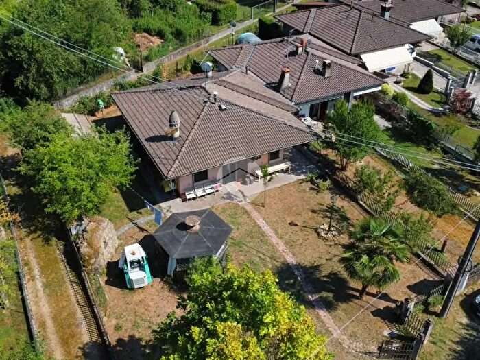 Casa trilocale in vendita in Località Fucine, Bovegno