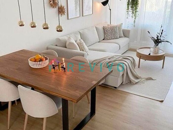 Casa con 10 locali in vendita in Firenze