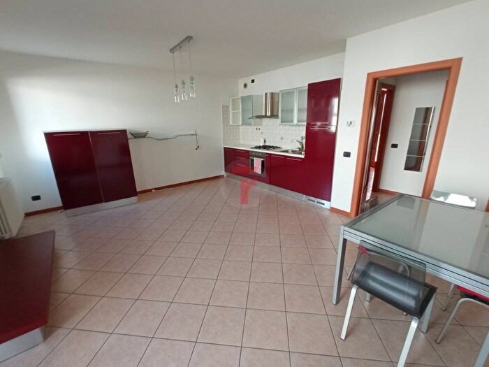 Appartamento trilocale in affitto in via ampezzon, Villanova, Villanova di Camposampiero