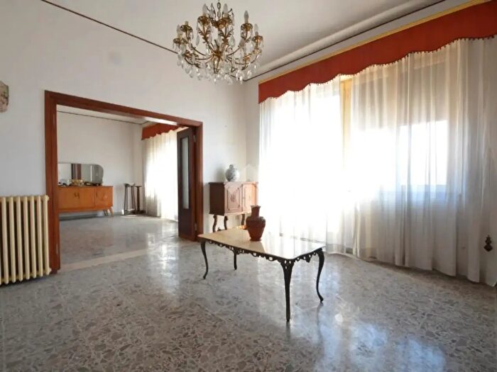 Appartamento quadrilocale in vendita in Corso Umberto I, Montesilvano