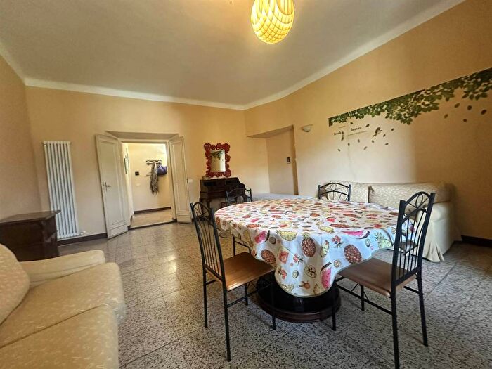 Appartamento quadrilocale in affitto in Via Ramazzani, Centro, Arcevia