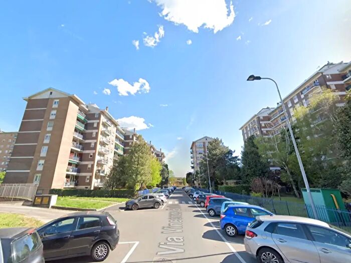 Appartamento bilocale in affitto in Via Vincenzo Bellini, Milano
