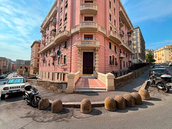 Appartamento bilocale in affitto in Via Benvenuto Cellini, San Fruttuoso, Genova