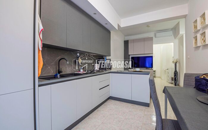 Appartamento trilocale in vendita in Via Gaetano Feltrini, Senigallia