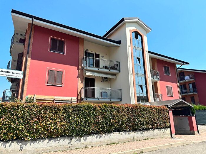 Appartamento bilocale in affitto in Via Luigi Gavuzzi, Centro, Carmagnola