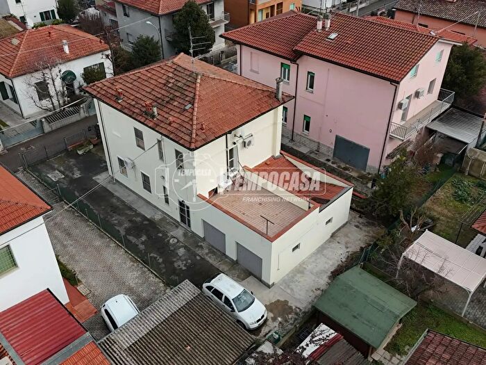 Appartamento quadrilocale in vendita in Forli