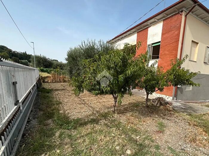 Casa con 6 locali in vendita in Via Ponte, Verucchio