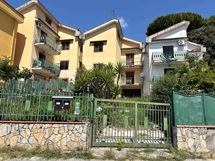 Casa con 5 locali in vendita in Via San Matteo, Montecorvino Pugliano