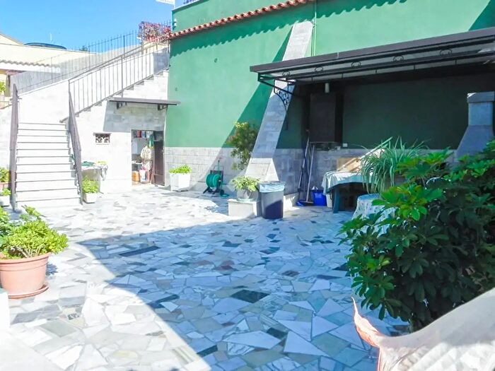 Casa con 5 locali in vendita in Via Antonino Parato, Roma