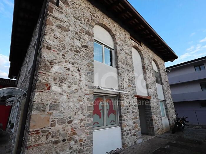 Appartamento quadrilocale in vendita in Via Cividina Vecchia, Martignacco