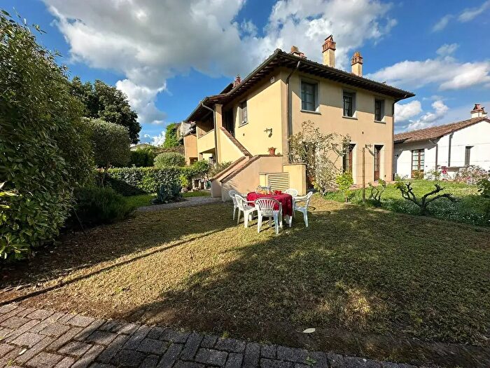Appartamento trilocale in affitto in Palagio, San Miniato