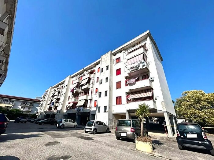 Appartamento trilocale in vendita in Via Sandro Pertini, Pontecagnano Faiano