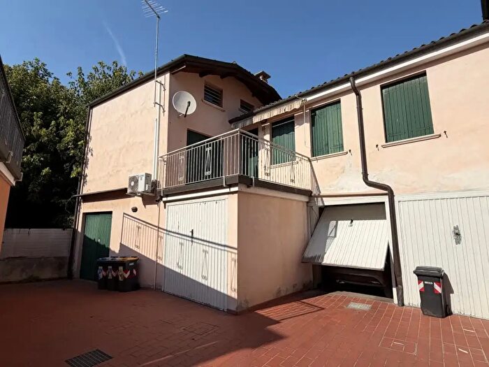 Casa trilocale in affitto in Padova Via San Marco, Padova